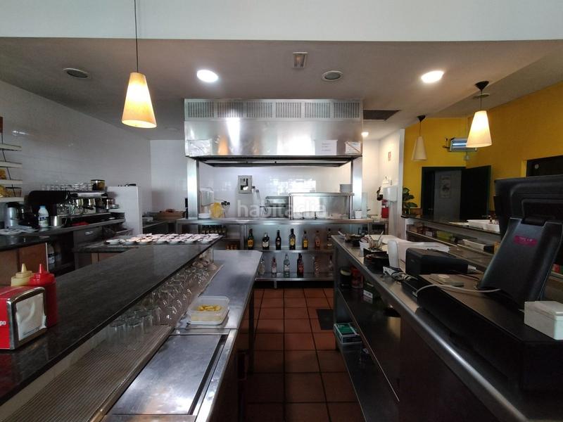 Foto e10cd345-0e21-464a-ab42-1816336e9d4c. Transfer business premise with heating in Centre Sant Boi de Llobregat