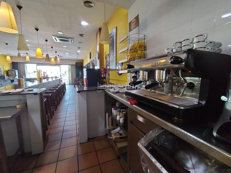 Foto 3ee32f80-5a98-42df-90bf-bb7e05ef7e41. Traspàs local comercial amb calefacció a Centre Sant Boi de Llobregat