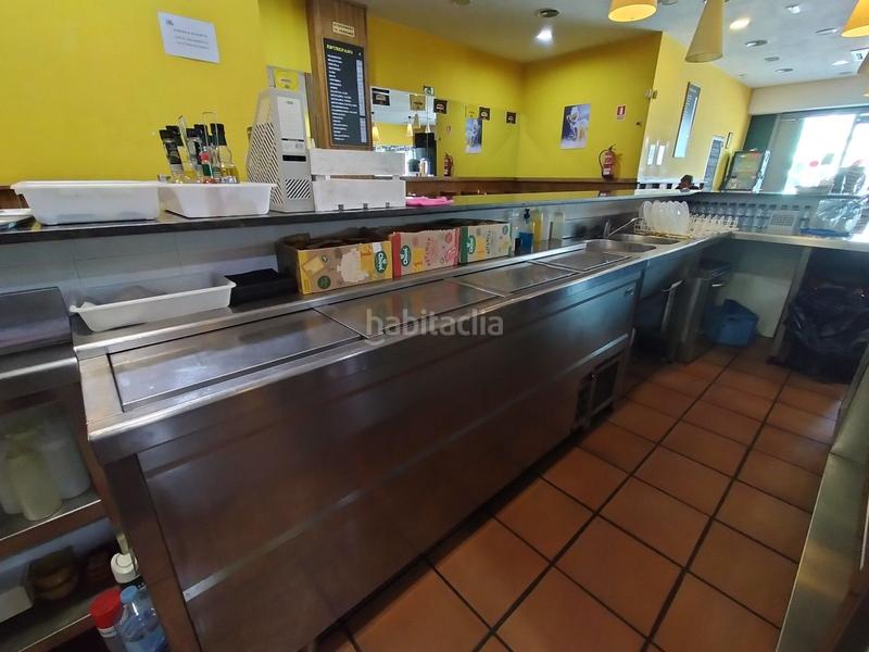 Foto aecdb7f3-666d-4706-b467-114873bba7e9. Trapasso locale commerciale con riscaldamento in Centre Sant Boi de Llobregat