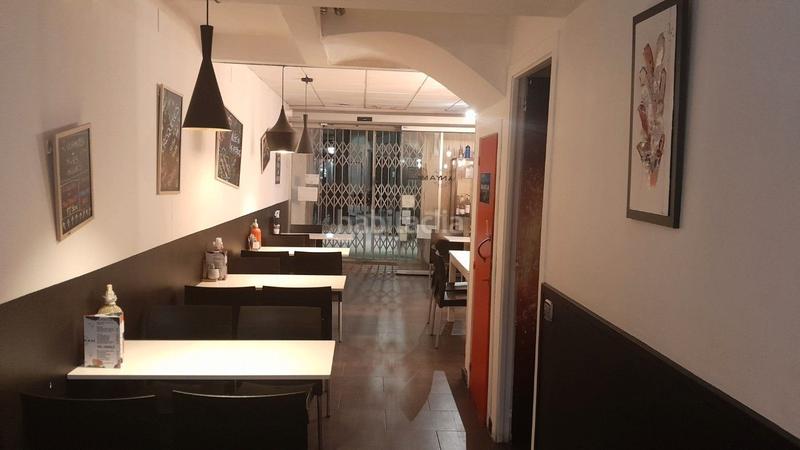 Foto ecbdcec2-4fc8-4130-ba2e-9d0adfdf0553. Pas-de-porte local commercial avec chauffage dans Sant Joan Vilanova i la Geltrú