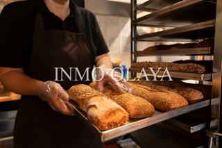 Umzug Geschäftsraum in Dreta de l´Eixample. Traspaso bar cafetería panadería