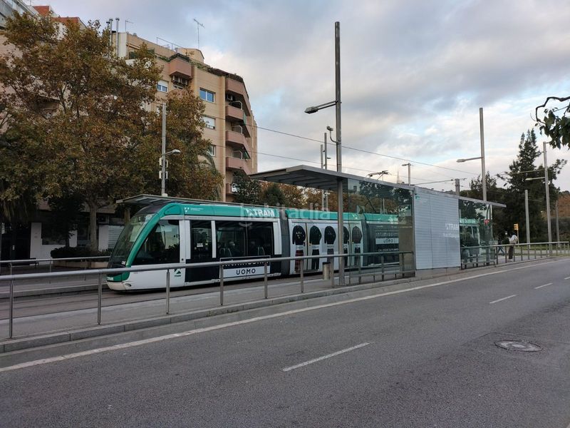 Foto 788169d2-0fe7-476d-a6fb-801d563fce92. Lloguer nau industrial a Centre Esplugues de Llobregat