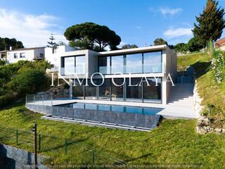 Maison à Santa Susanna. Venta casa de obra nueva en costa brava