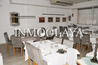 Transfer Business premise in Barris Marítims. Traspaso  restaurantre  en tarragona