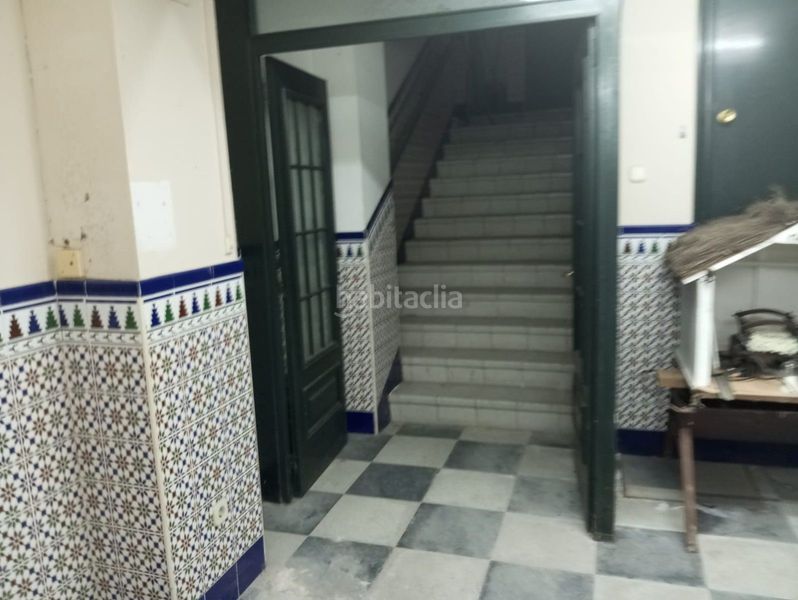 Foto c30b1a99-ea0a-4304-a210-fd0d2b3ef52f. Local comercial amb calefacció a Centre Sabadell