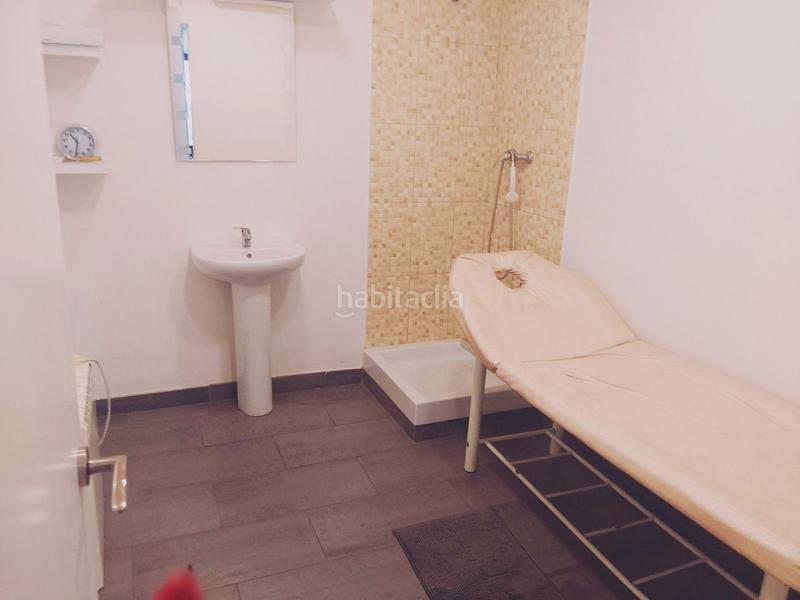 Foto 5e62b48b-0c3f-41a7-9b7b-a04c7562e9c0. Local commercial avec chauffage dans Zona Industrial Barberà del Vallès