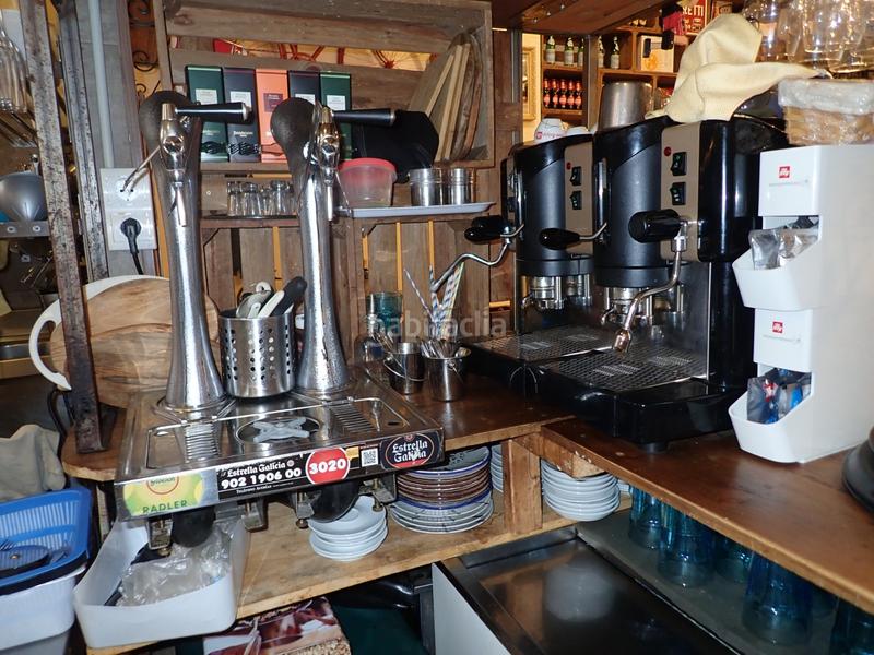 Foto 317483be-fcfc-4e74-9164-1e89c61fdcc1. Traspàs local comercial amb calefacció a Centre Castelldefels