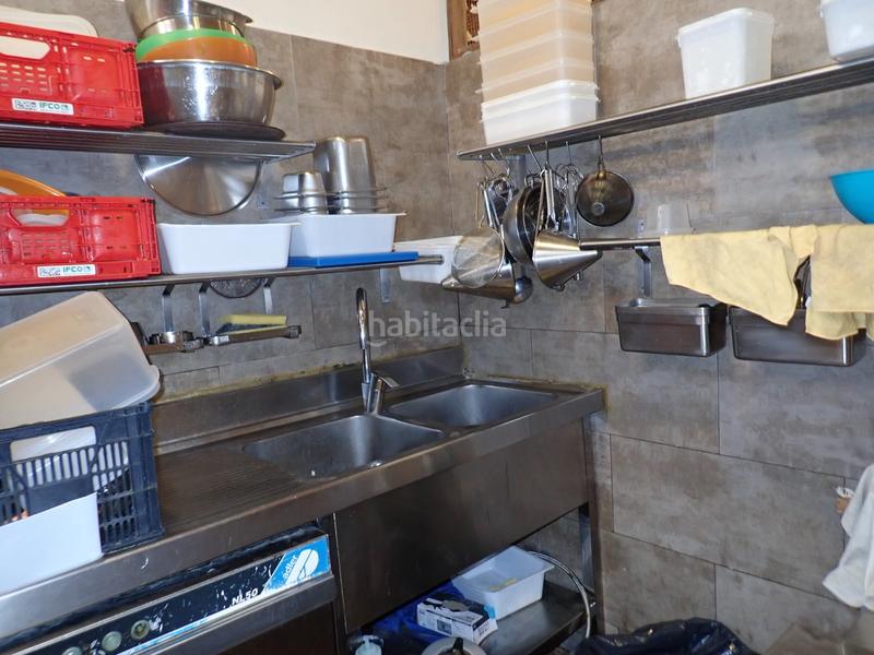 Foto f3a42649-017e-40de-9c8a-2a895e1bb8ba. Trapasso locale commerciale con riscaldamento in Centre Castelldefels