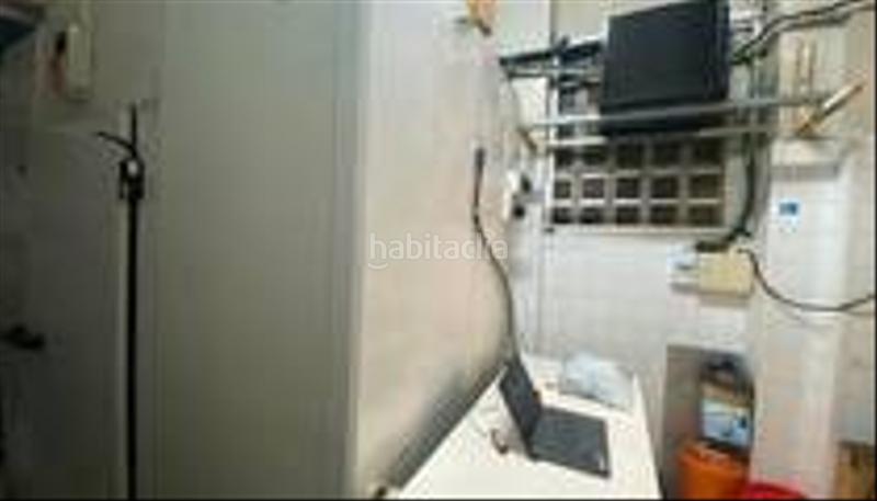 Foto 050bd2b9-2828-4c95-8fdb-d77d10c38975. Traspàs local comercial amb calefacció a Navas Barcelona