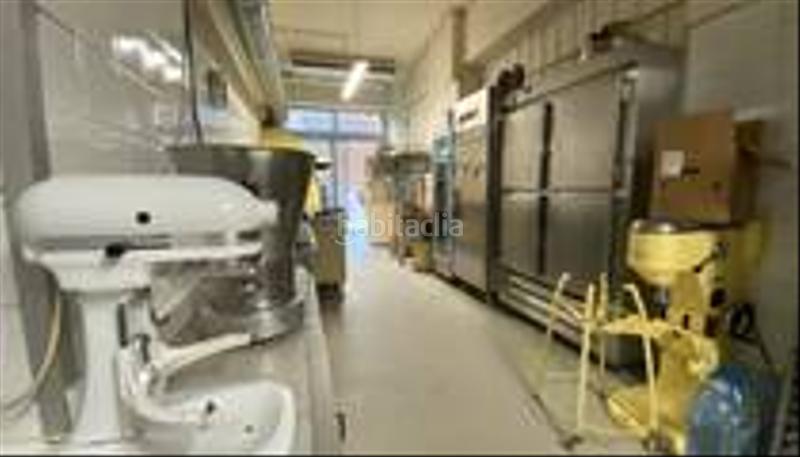 Foto 2dd44040-1dc1-4f77-8a2e-e37af9021b81. Traspàs local comercial amb calefacció a Navas Barcelona