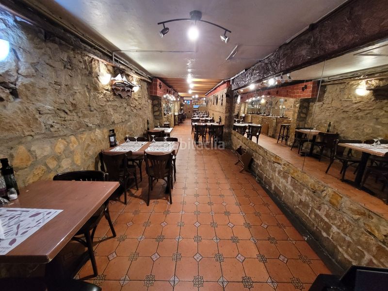 Foto 952c2333-a782-4a75-a7b9-34a974916cfd. Traspaso local comercial traspasa restaurante sagrada familia, en Barcelona