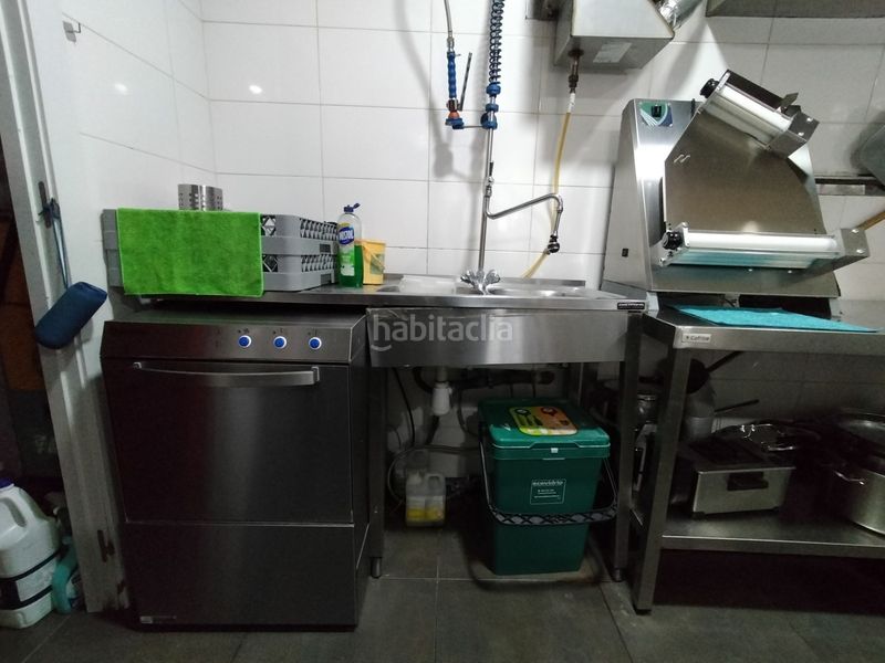 Foto 8b3d93b0-c352-4566-a9ca-abb337e9699a. Traspàs local comercial amb calefacció a Eixample Sant Joan Despí
