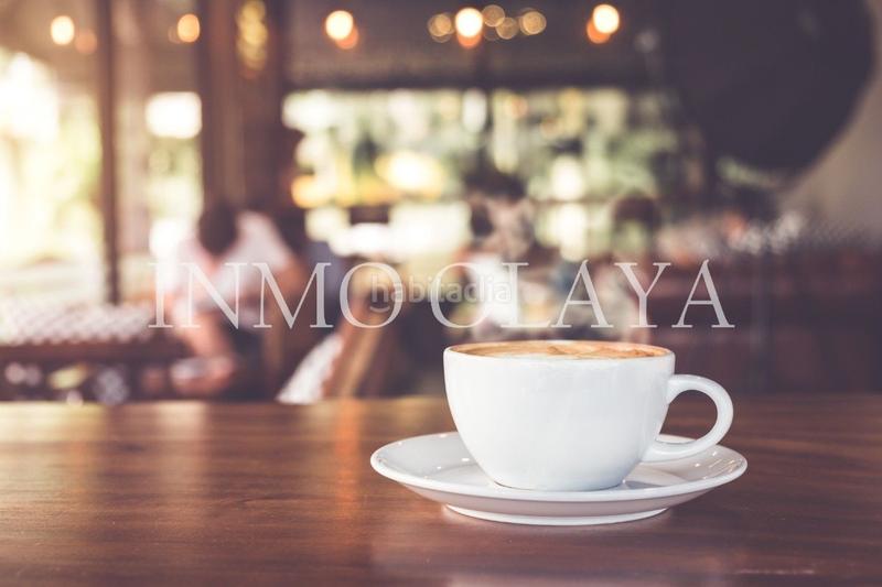 Foto 47f794d1-3251-49e6-8f70-63e0d8d80956. Trapasso locale commerciale con riscaldamento in Les Planes Sant Joan Despí