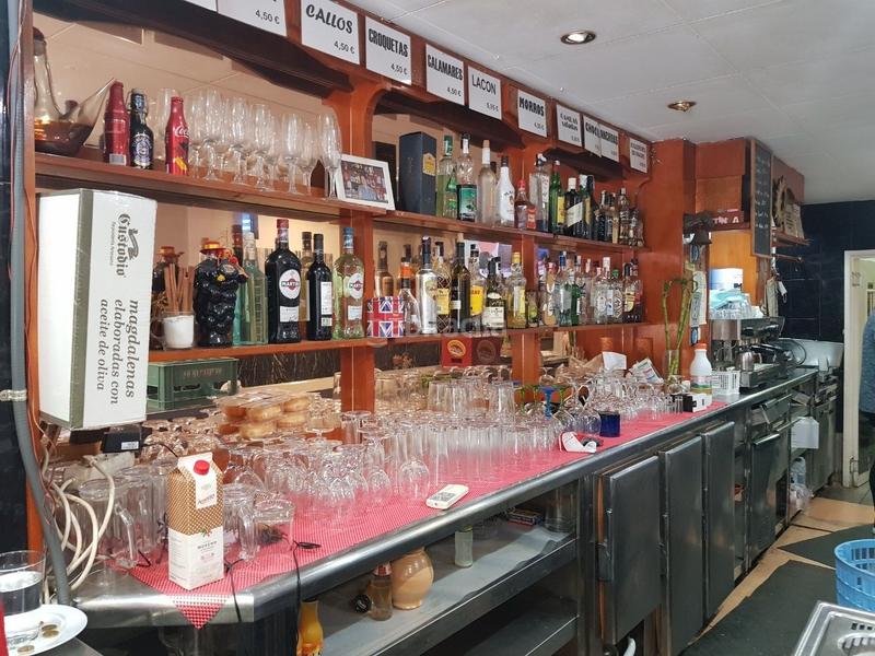 Foto 4e684388-2b54-4bc2-b54d-af91762d0313. Traspaso local comercial restaurante c3 en Centre Badalona