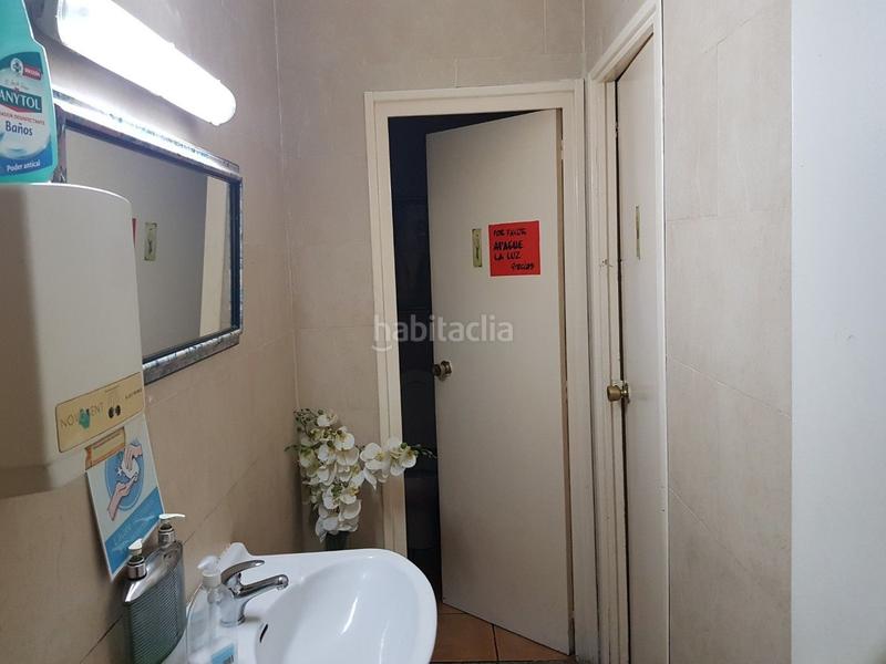 Foto b53115c6-c6bc-40cb-a58d-e3a0706b2bc6. Traspaso local comercial restaurante c3 en Centre Badalona