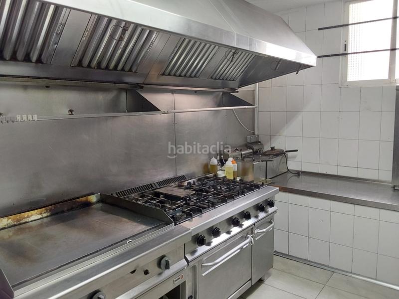 Foto c569b2af-80d3-4fba-8830-7d00e1bd29f9. Trapasso locale commerciale con riscaldamento in Sant Ramón Cerdanyola del Vallès