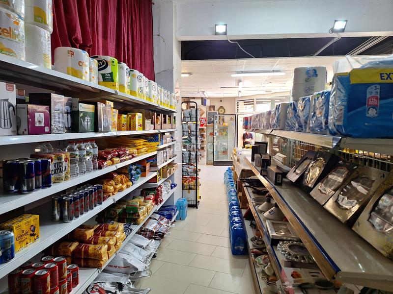 Foto daa24402-7825-4c75-84d7-7492e1d38981. Trapasso locale commerciale in Sagnier-Plaça de Catalunya Prat de Llobregat (El)