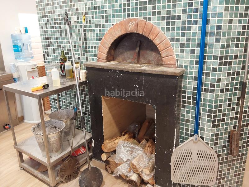 Foto 133765c9-d08e-4e43-99e1-975c870ce8ca. Traspaso local comercial traspaso de pizzeria take away en la garriga en Garriga (La)