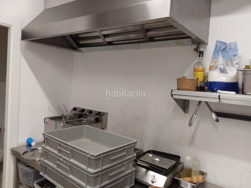 Foto c6fecd6c-ef1b-4888-a1a6-a8b86077ff70. Traspaso local comercial traspaso de pizzeria take away en la garriga en Garriga (La)