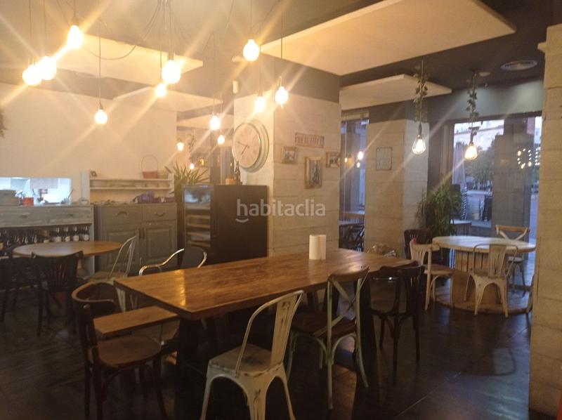 Foto f5ed8037-b4ae-4c73-a1e9-a86d6600fa17. Pas-de-porte local commercial avec chauffage dans Barri del Centre Terrassa