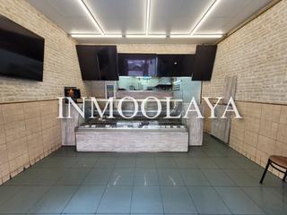 Traspàs Local Comercial a Sants. Traspaso restaurante rosticería con licencia c3 en rambla badal,