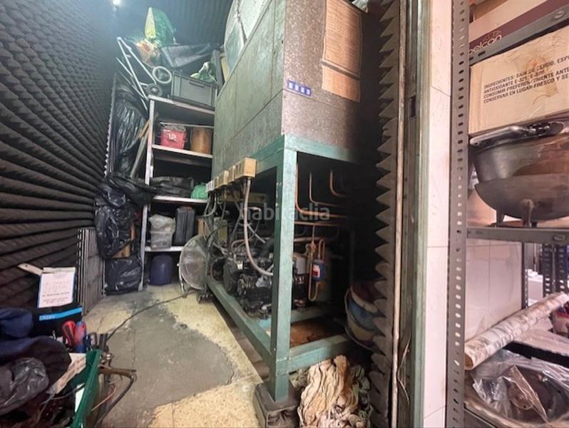 Foto 7c203be1-8c48-4a99-ac3d-7b7b505a495a. Pas-de-porte local commercial avec chauffage dans Sants Barcelona