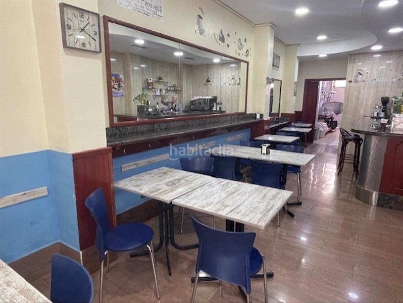 Foto 9f18d60b-4080-49ec-80fc-390601989451. Traspaso local comercial traspaso pastelería con degustación y obrador en Sants en Barcelona