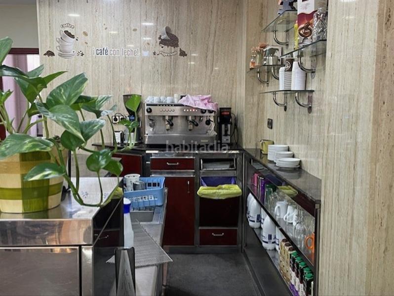 Foto e099329d-27c8-47e6-b6a3-27d779e83ea5. Traspaso local comercial traspaso pastelería con degustación y obrador en Sants en Barcelona