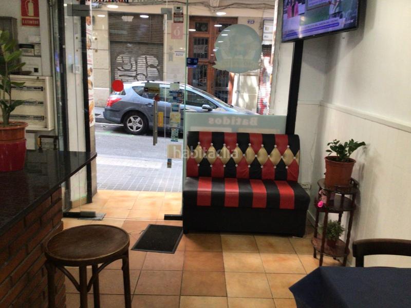 Foto 9978db50-e26f-4ef0-b3c1-148bf59bbe0f. Pas-de-porte local commercial dans El Poble Sec - Parc de Montjuïc Barcelona