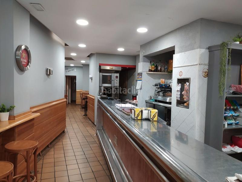 Foto 25185998-a258-4e41-bba4-bb2384a0b63f. Pas-de-porte local commercial avec chauffage dans Tres Torres Barcelona