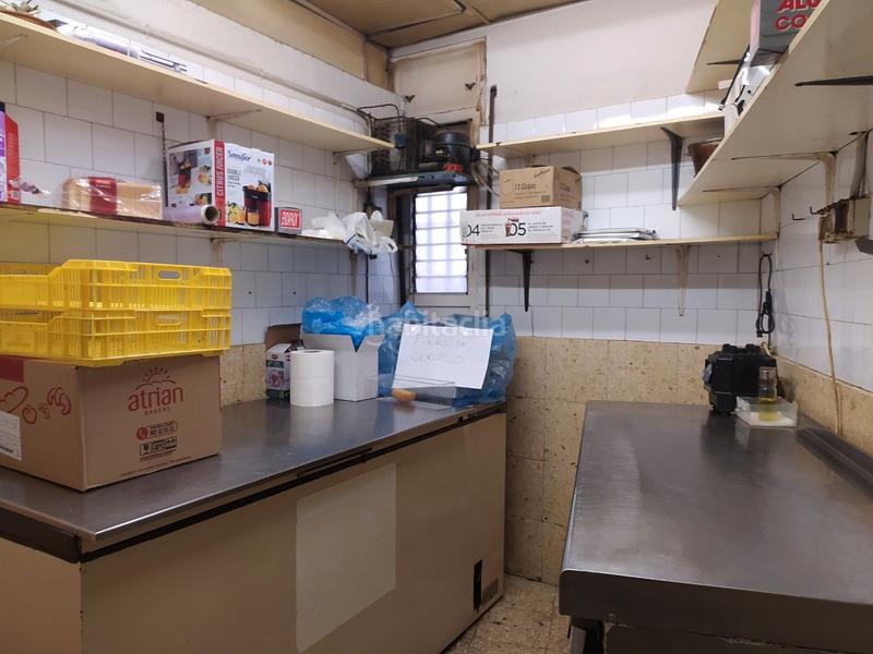 Foto 306273cd-cbf0-47a6-b553-824942331250. Traspàs local comercial amb calefacció a Tres Torres Barcelona