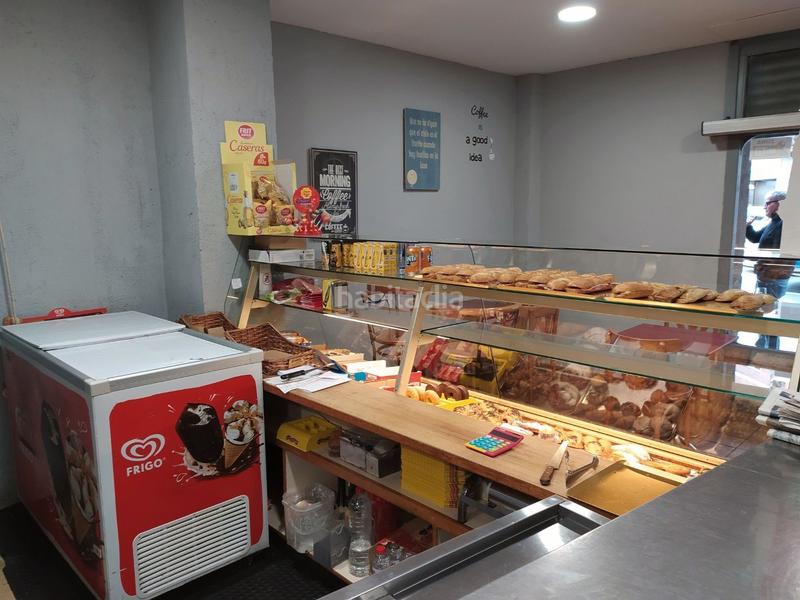 Foto afec5c29-0b9e-427f-ac91-c88f876c62ce. Traspàs local comercial amb calefacció a Tres Torres Barcelona