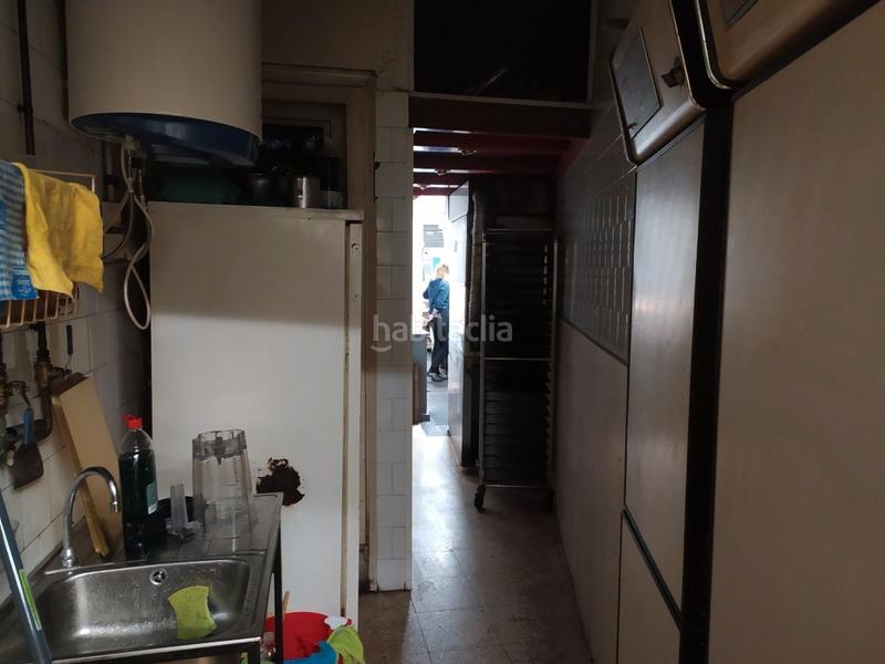 Foto 8fe3b295-a5fc-49ef-b91f-1fdf833504f3. Traspaso local comercial traspaso panadería-degustación en Barcelona