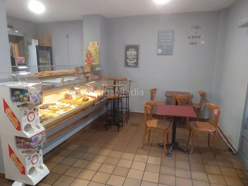 Foto acb3072e-ae7e-4f29-8618-69c71aa7702e. Traspaso local comercial traspaso panadería-degustación en Barcelona