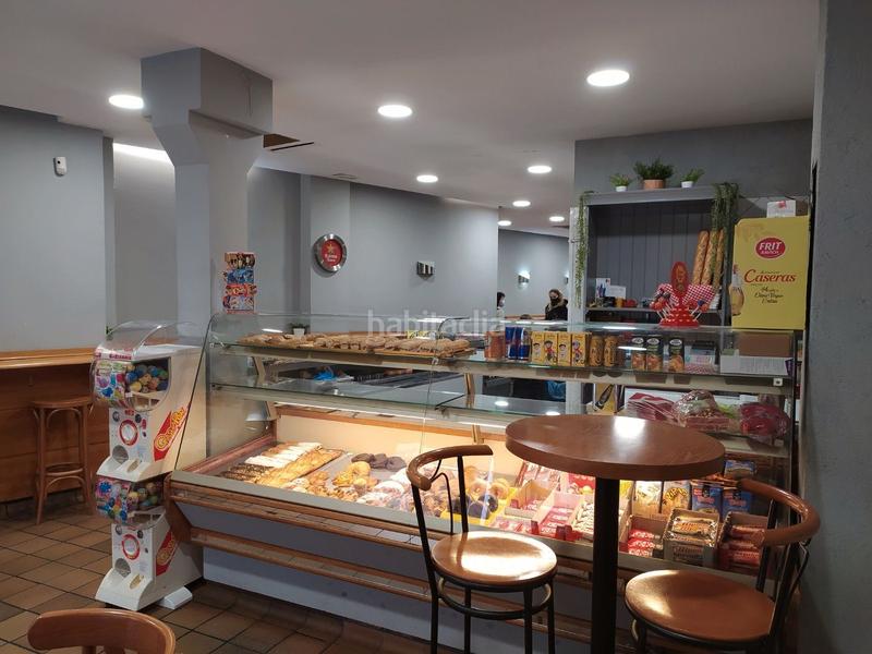 Foto c3538605-21b5-4002-a9d6-1fd935aafb8f. Trapasso locale commerciale con riscaldamento in Tres Torres Barcelona