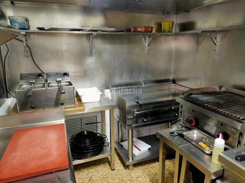 Foto 5fa472c3-0502-4f2c-9642-f88f9ef3be6d. Transfer business premise with heating in Centre Santa Coloma de Gramenet