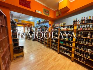 Traspaso Local Comercial en Congrés - Indians. Traspaso de tienda de alimentacion con bodega en sant andreu bar