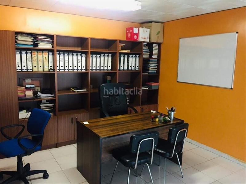 Foto 3410ed5b-f6d2-40d9-bdc3-18137398e1bb. Local comercial venta local + lic c3 en Vilamarina Viladecans