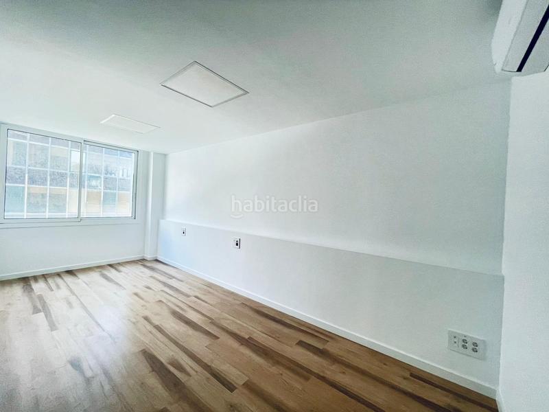 Foto 445a6530-9410-4d48-99ce-9bf3cdd3ea73. Bureau dans Sant Ramon - Maternitat Barcelona