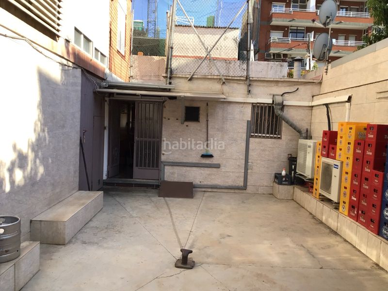 Foto c7e19802-e20b-4d6c-a200-26242957a0f8. Local comercial a Singuerlín Santa Coloma de Gramenet
