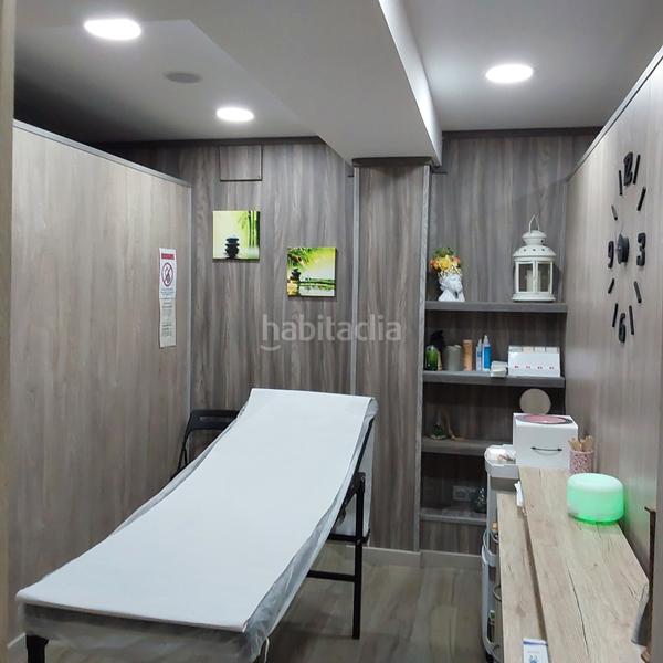 Foto 47757ed0-1e1a-4624-8075-9d1ef12bf36f. Traspàs local comercial amb calefacció a Sol i Padrís - Sant Oleguer Sabadell