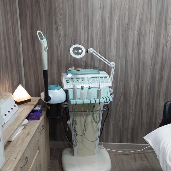 Foto 70faecf8-0392-4ba0-84fa-987dfcb7c2a8. Traspàs local comercial amb calefacció a Sol i Padrís - Sant Oleguer Sabadell