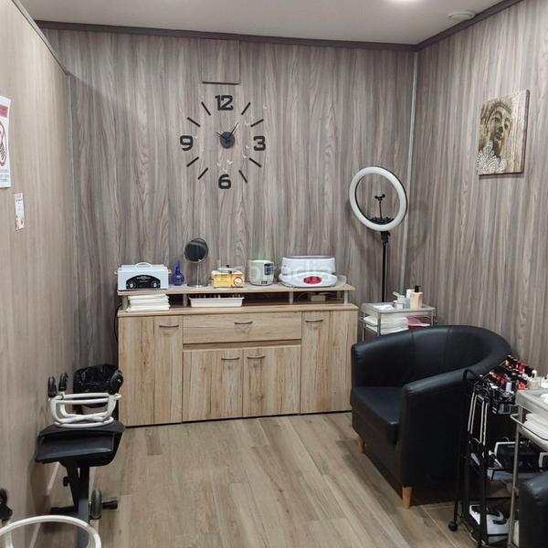 Foto 851d6950-0cd3-4a96-b504-2ab1a15cb53a. Traspàs local comercial amb calefacció a Sol i Padrís - Sant Oleguer Sabadell