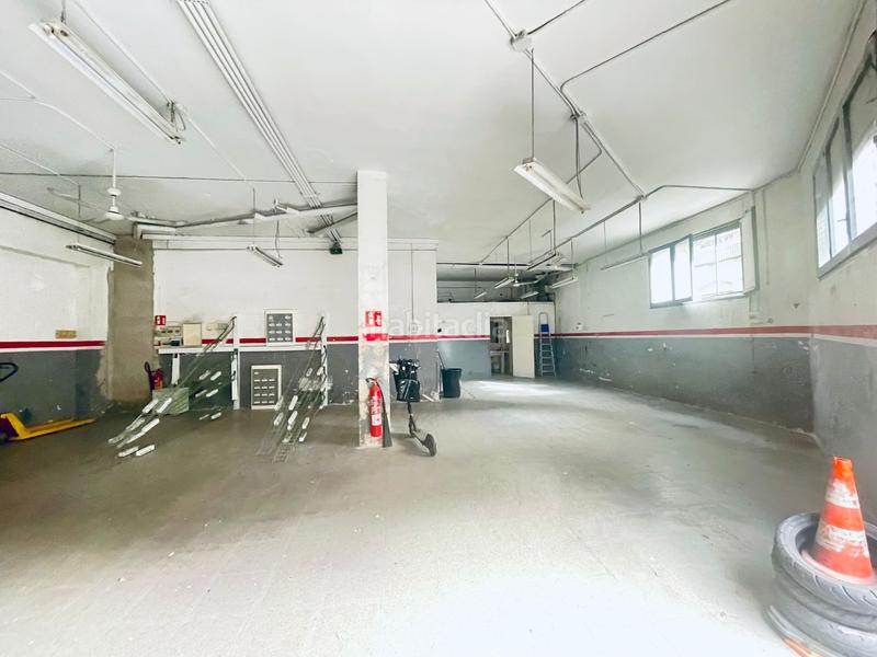 Foto d3feac2e-3571-4416-b1dc-481235f22fa1. Local comercial amb calefacció a El Poble Sec - Parc de Montjuïc Barcelona