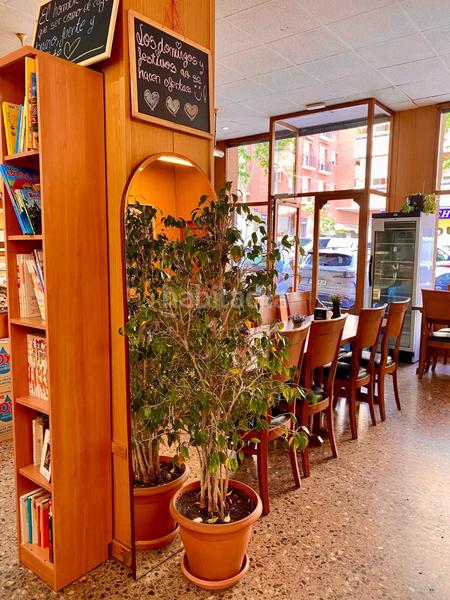 Foto 6e835dac-beec-4be4-8187-b83b6bcbcc56. Traspaso local comercial traspaso panadería con degustación en Viladecans