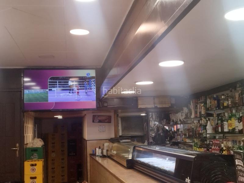 Foto ce2e418a-c9f0-48aa-bbb1-82f2564371de. Pas-de-porte local commercial avec chauffage dans Sagrada Família Barcelona