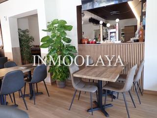 Trapasso Locale commerciale in Lluminetes. Traspaso bar restaurant en castelldefels playa
