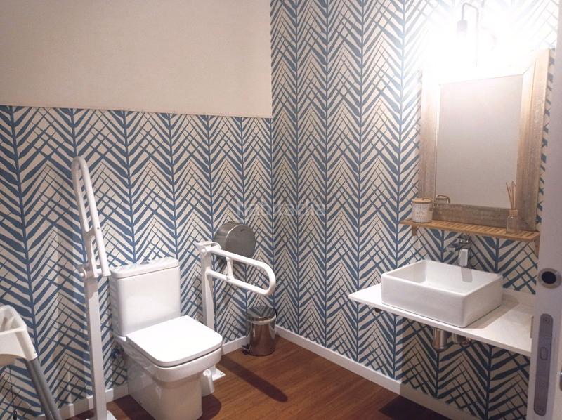 Foto de2b26a7-d446-47bc-8648-09cfbe4a42d5. Traspaso local comercial traspaso de restaurante c3 en Terrassa