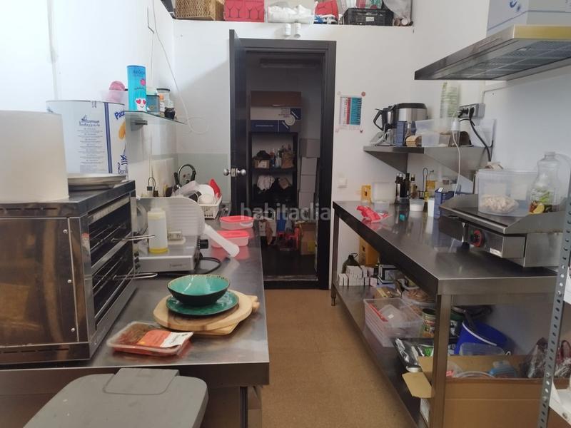 Foto 04abf0ee-4d19-41ef-9d53-2ef6c9a2a127. Traspaso local comercial traspaso cafetería/vermutería c2 terraza en sant andreu en Barcelona