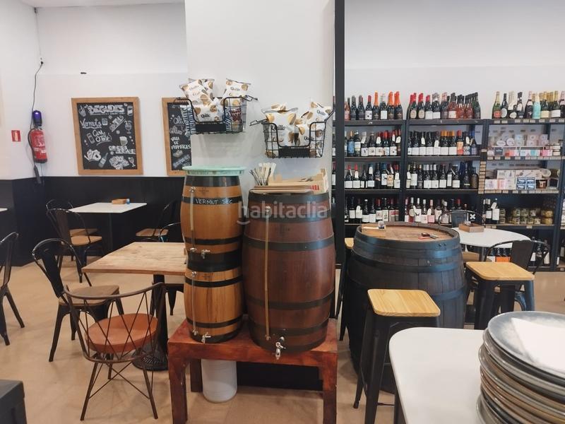 Foto bc226f36-9528-4d0d-a08d-a82ece065b9d. Traspaso local comercial traspaso cafetería/vermutería c2 terraza en sant andreu en Barcelona